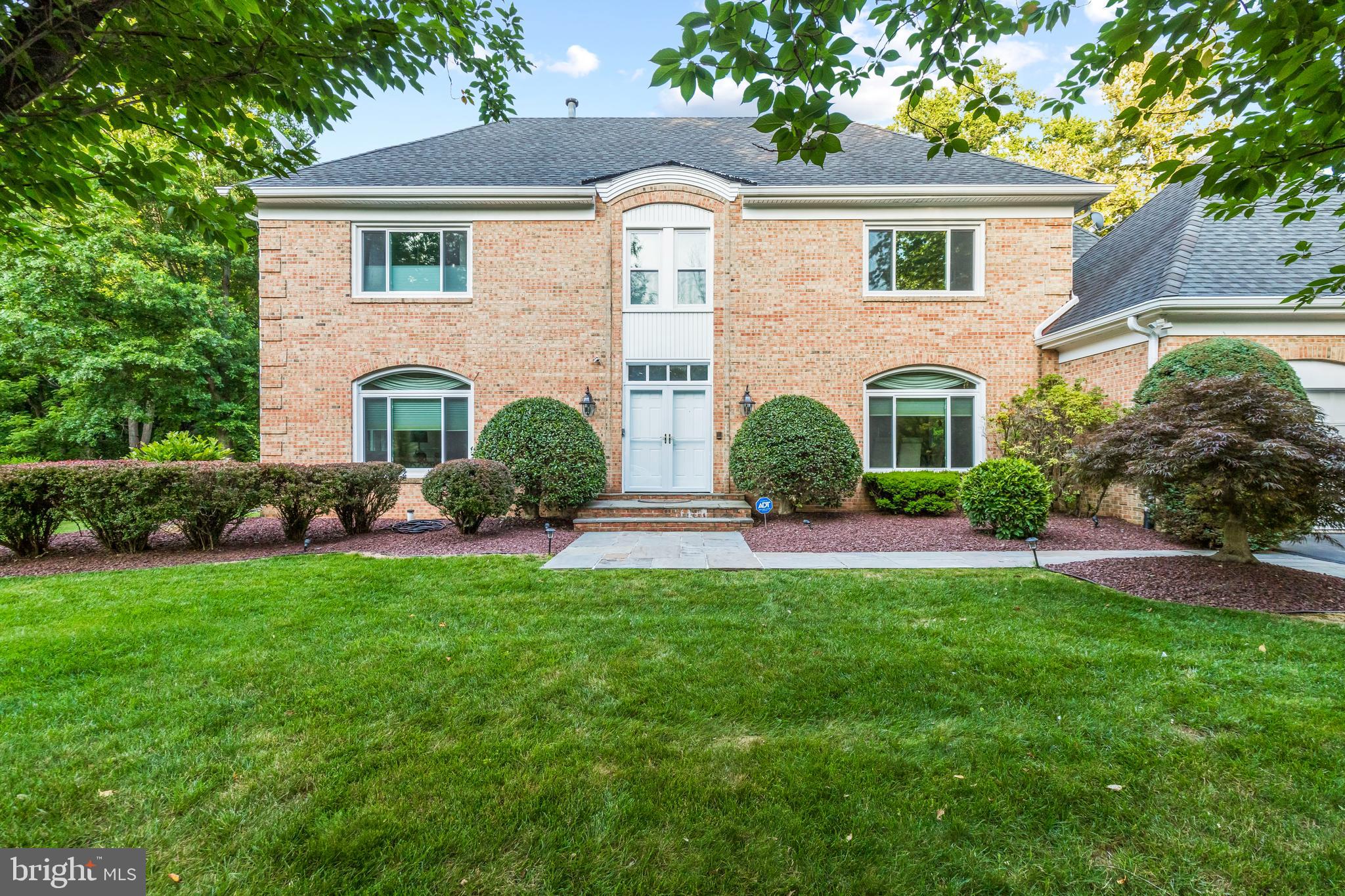 KENTSDALE ESTATES - Residential