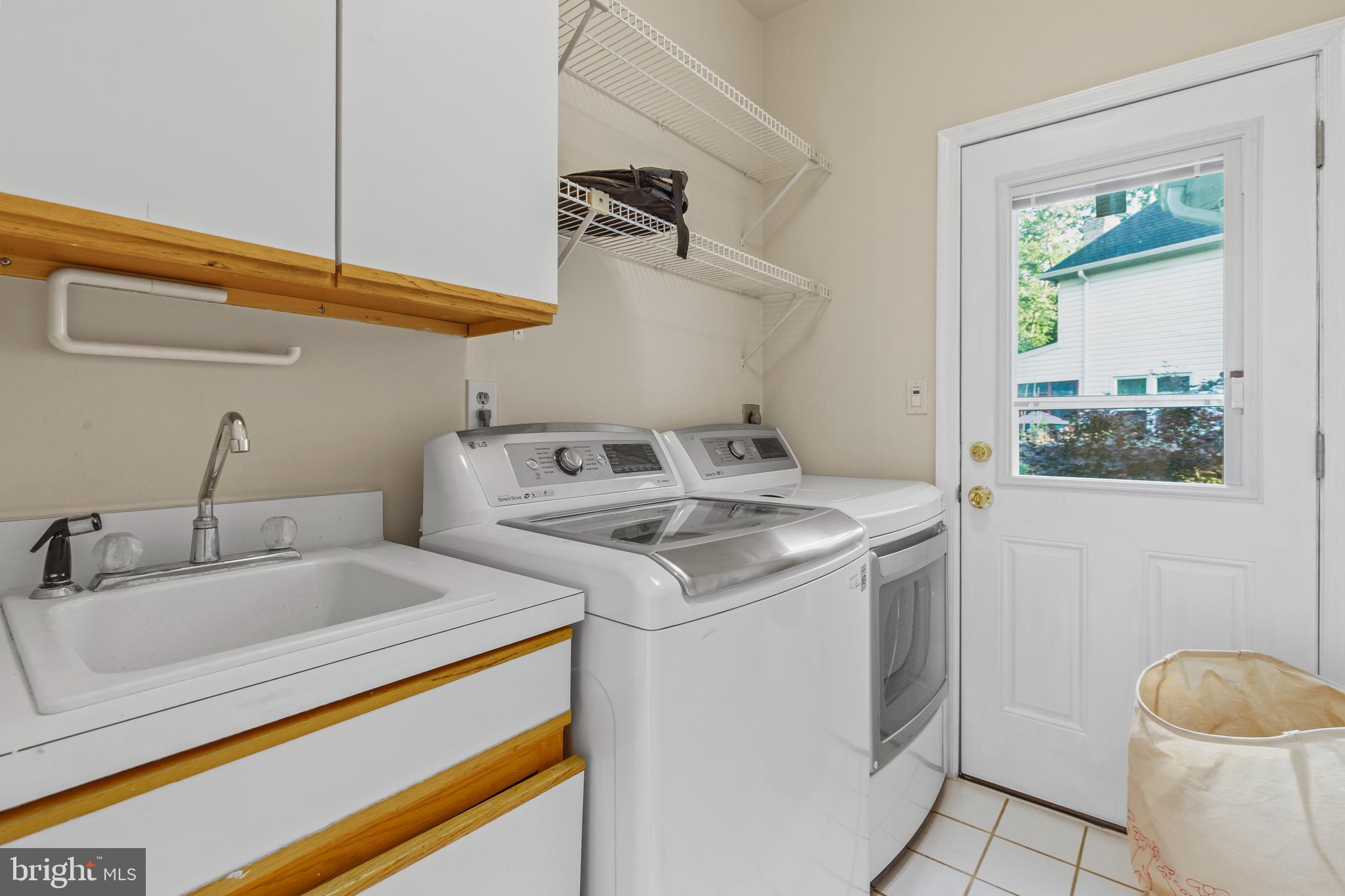 KENTSDALE ESTATES - Residential