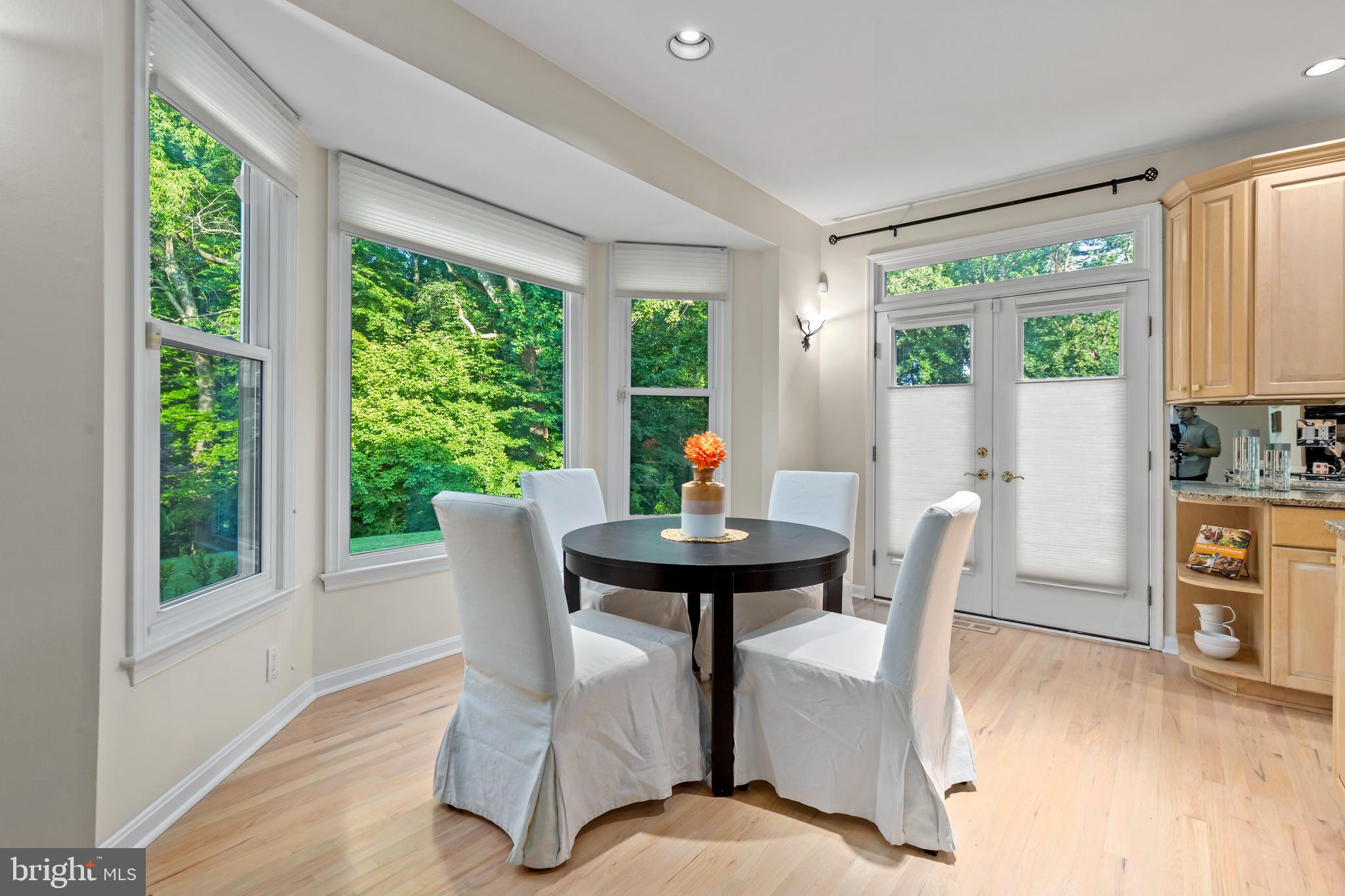 KENTSDALE ESTATES - Residential