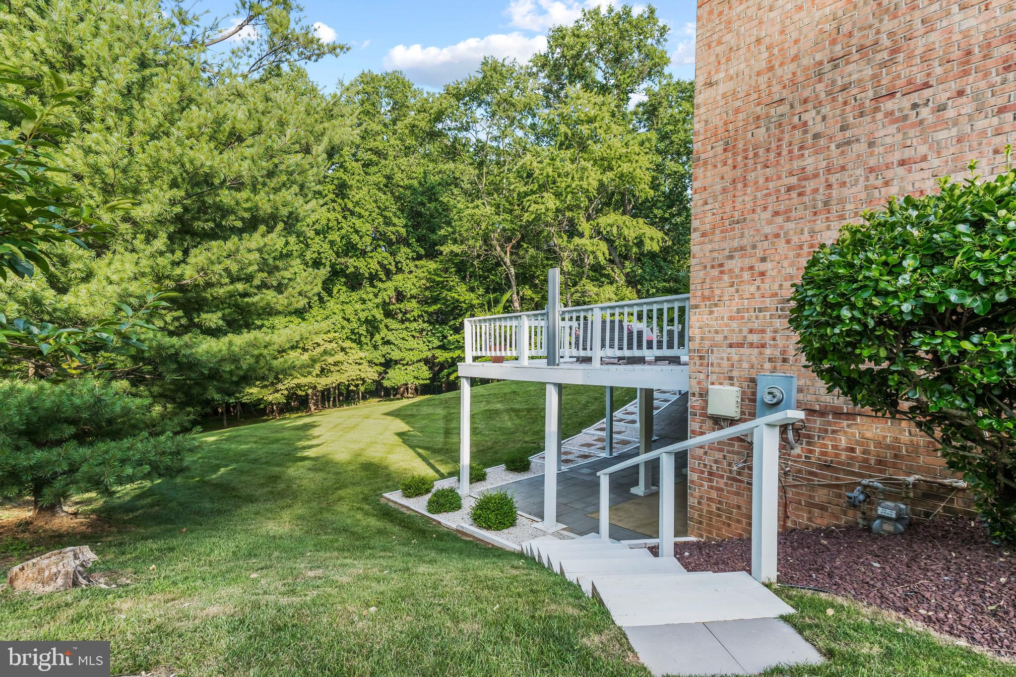 KENTSDALE ESTATES - Residential