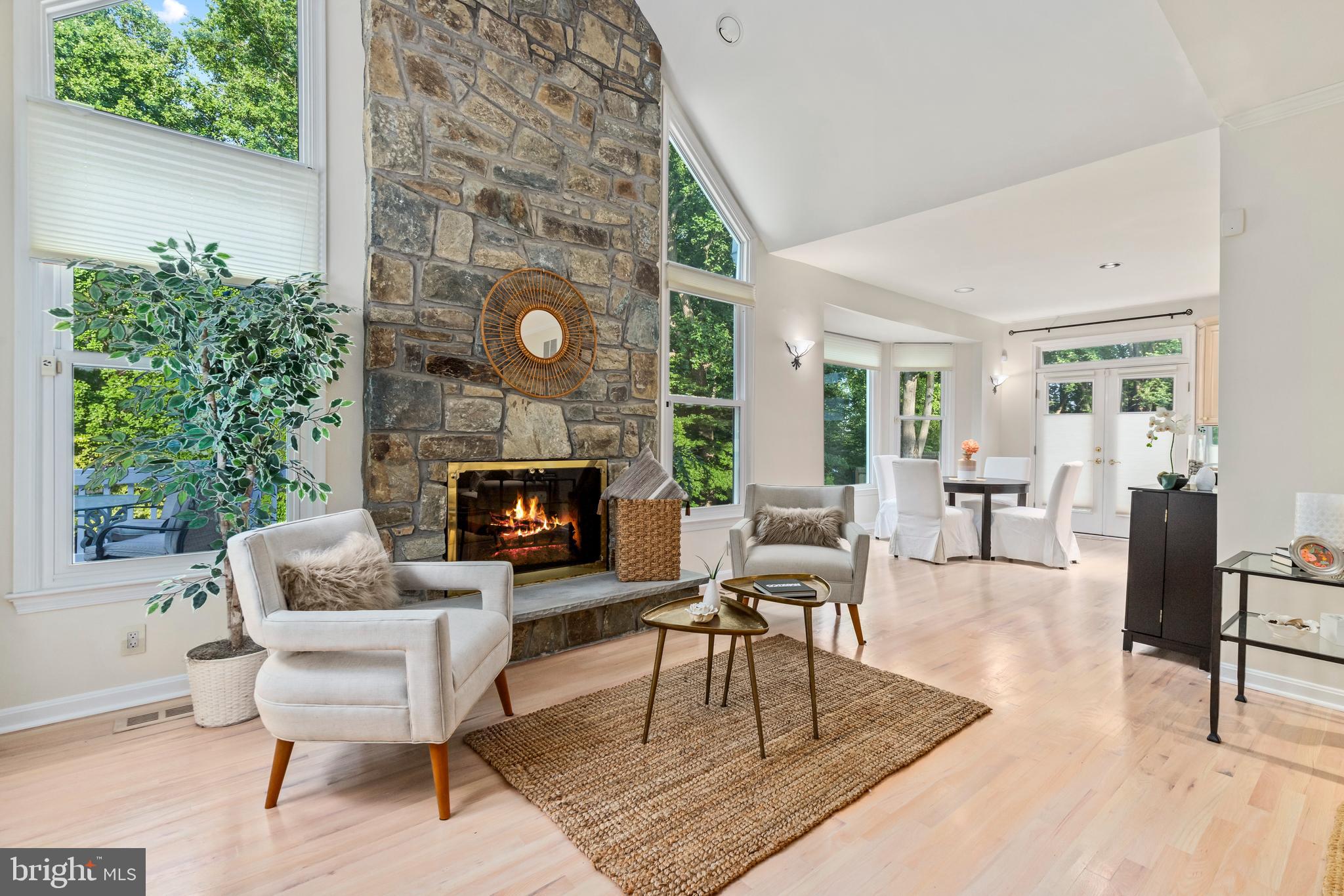 KENTSDALE ESTATES - Residential