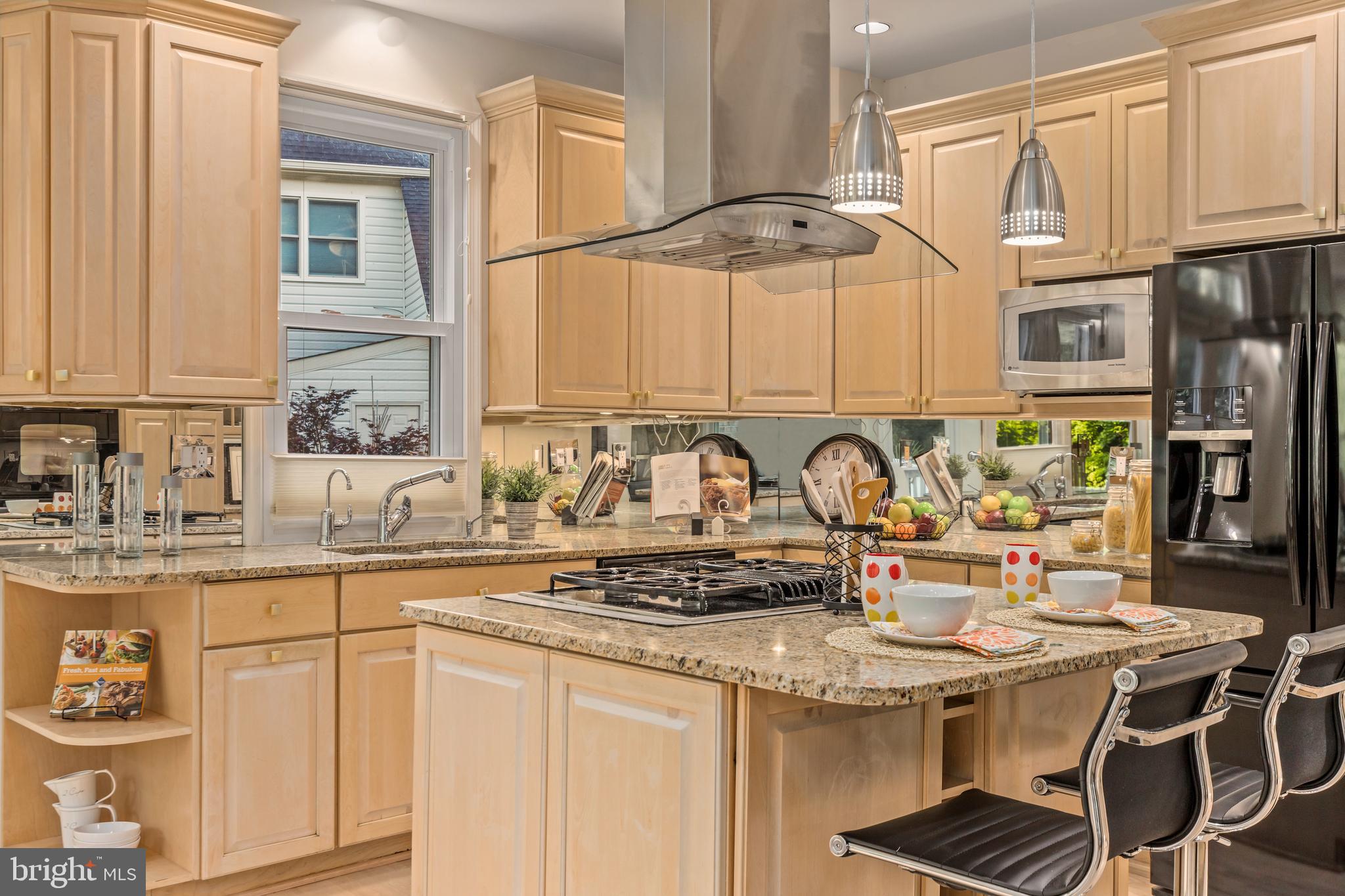 KENTSDALE ESTATES - Residential