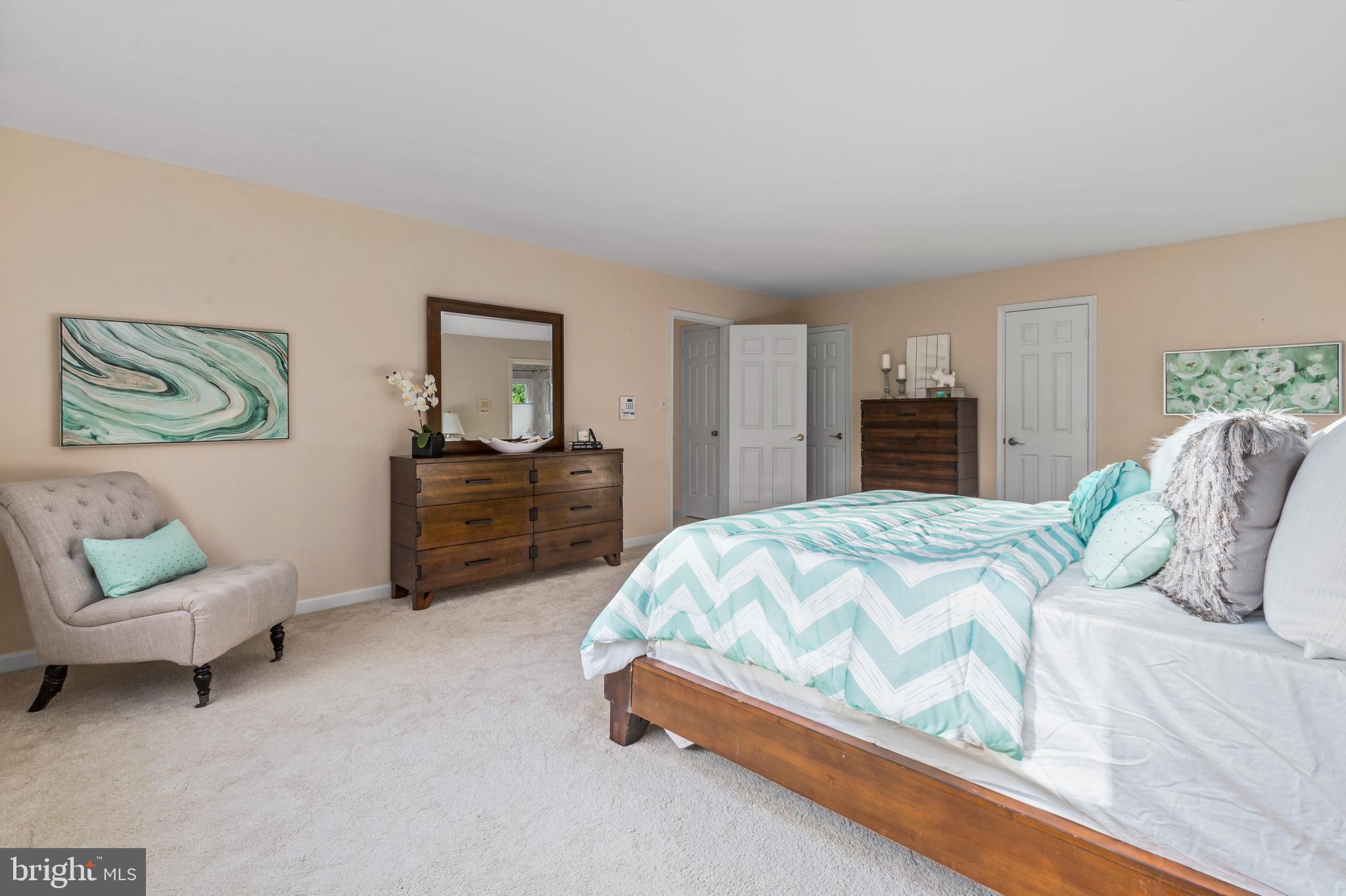 KENTSDALE ESTATES - Residential