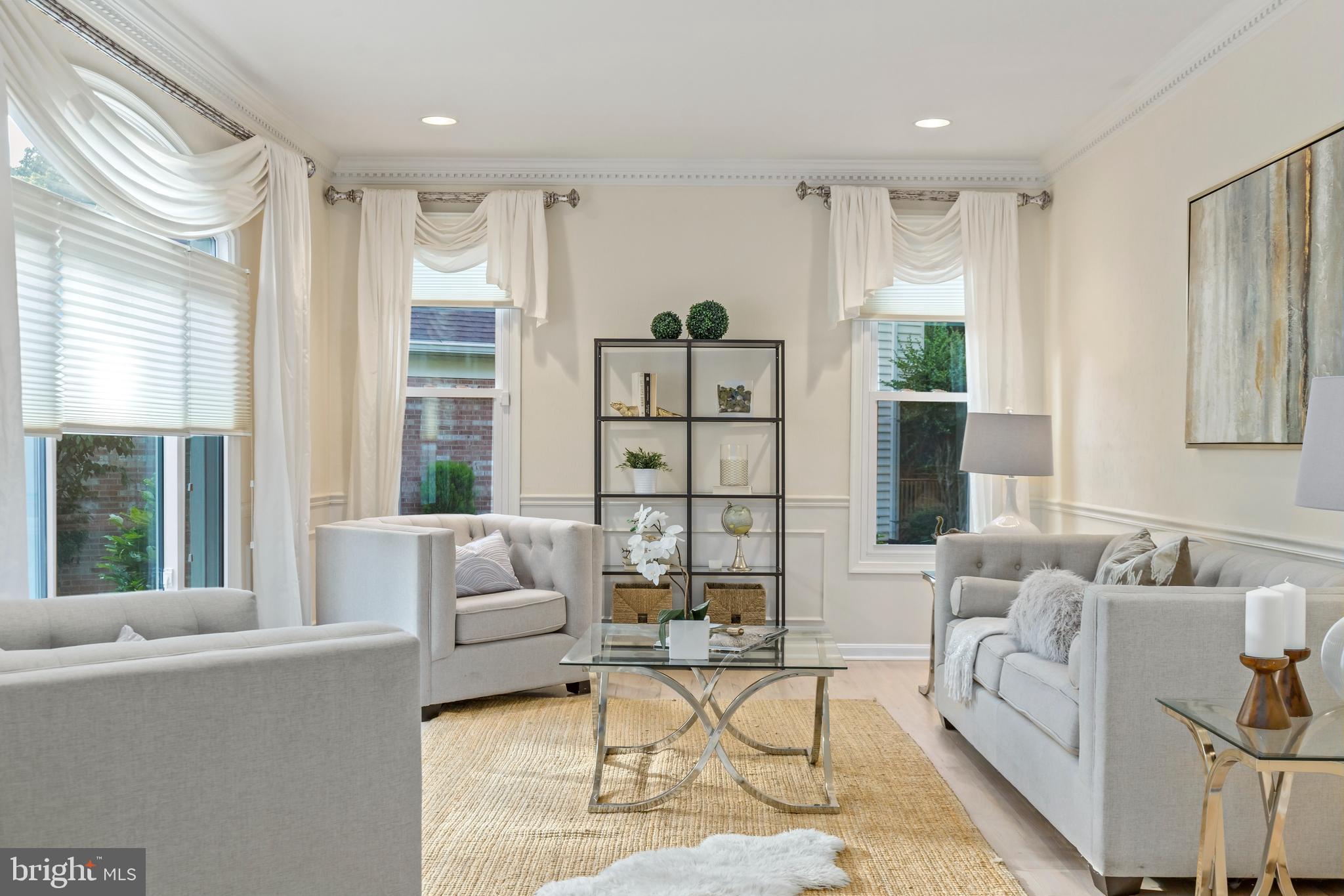 KENTSDALE ESTATES - Residential