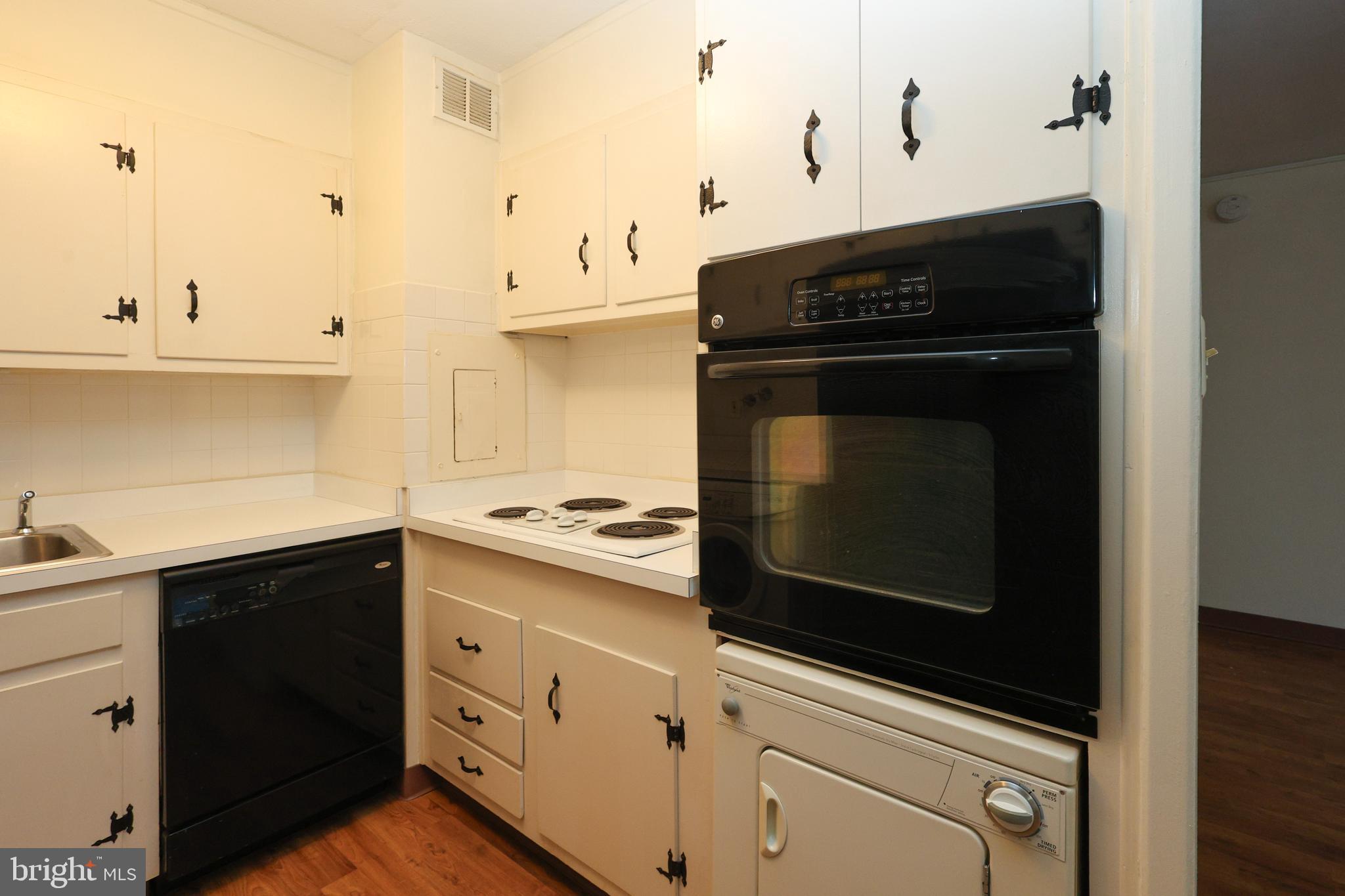 1900 JOHN F KENNEDY BOULEVARD 918