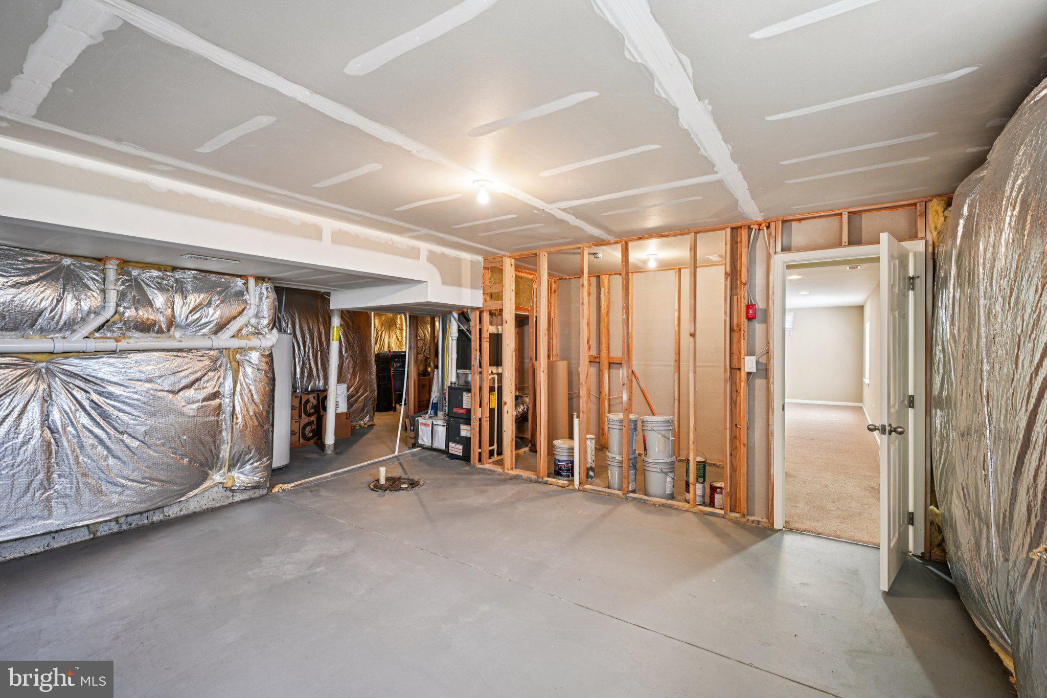 HEATHER WYND WEST - Residential