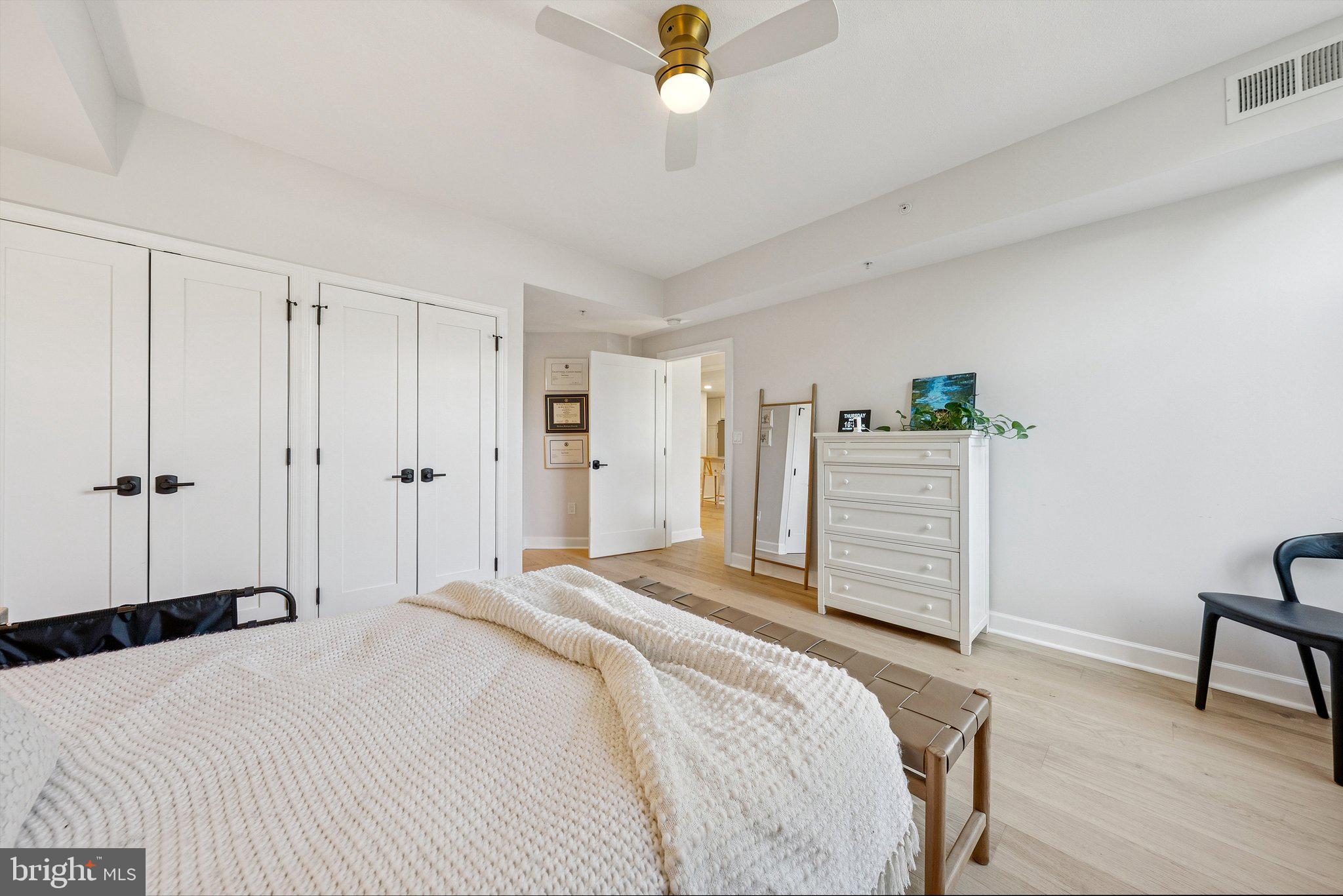 BROADWAY CONDOMINIUM - Residential