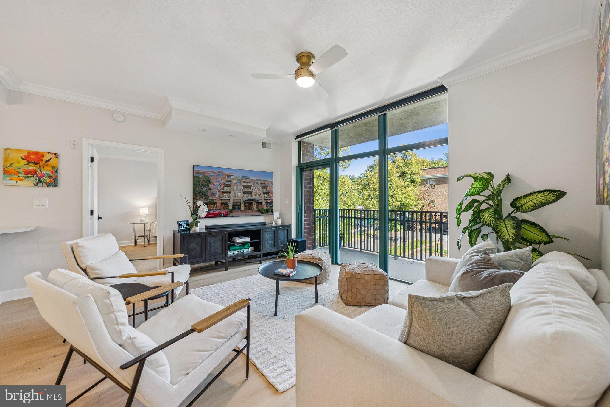 BROADWAY CONDOMINIUM - Residential