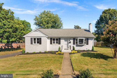 5931 1ST STREET S ARLINGTON VA 22204