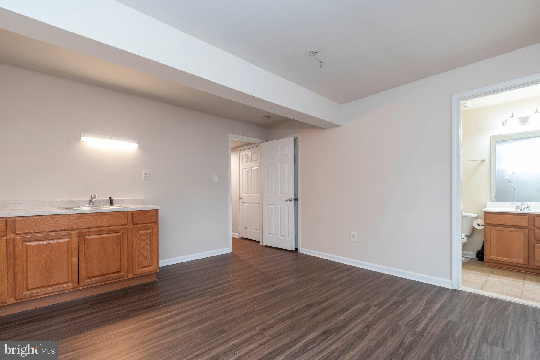 TANYARD SPRINGS - Residential Lease