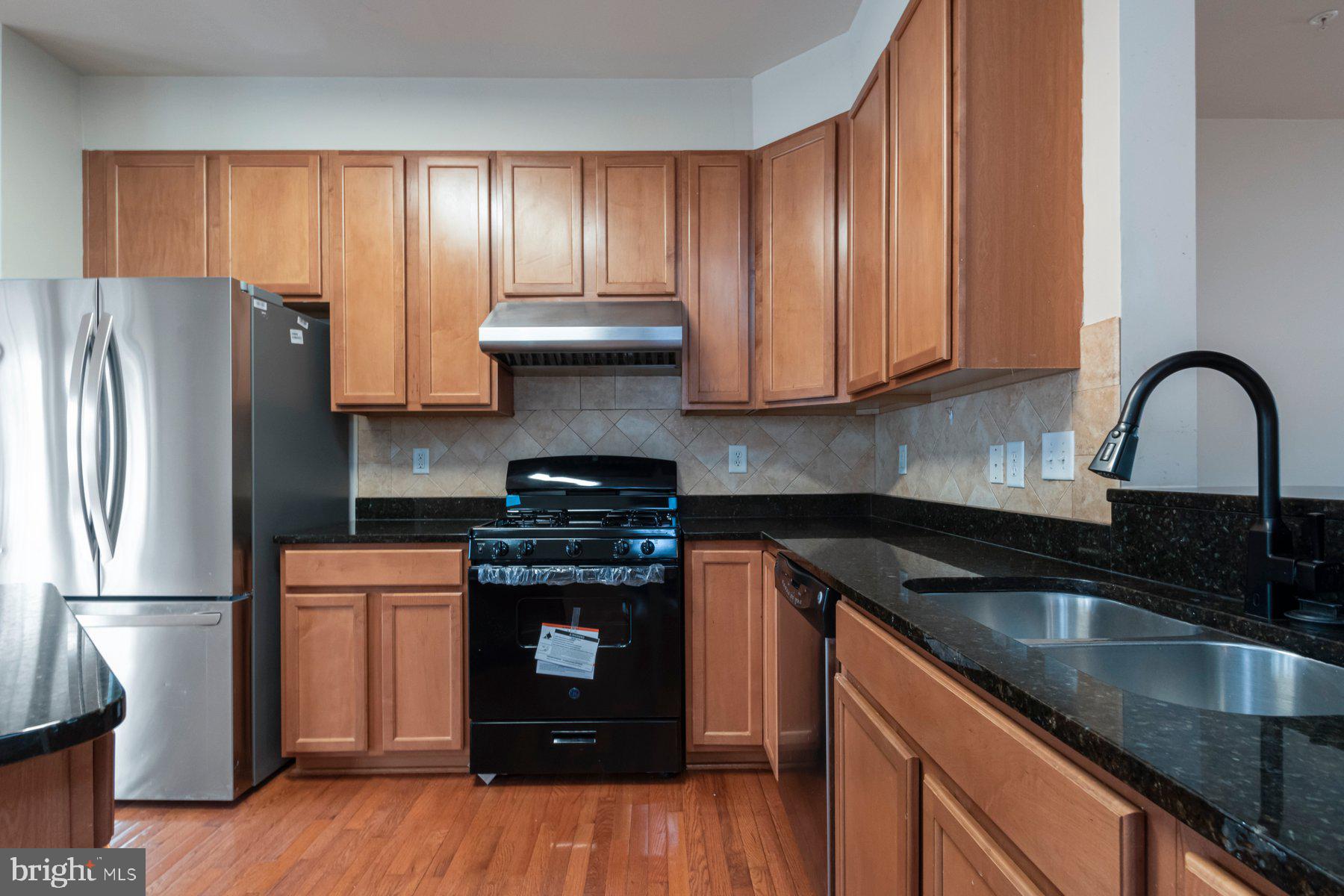 TANYARD SPRINGS - Residential Lease