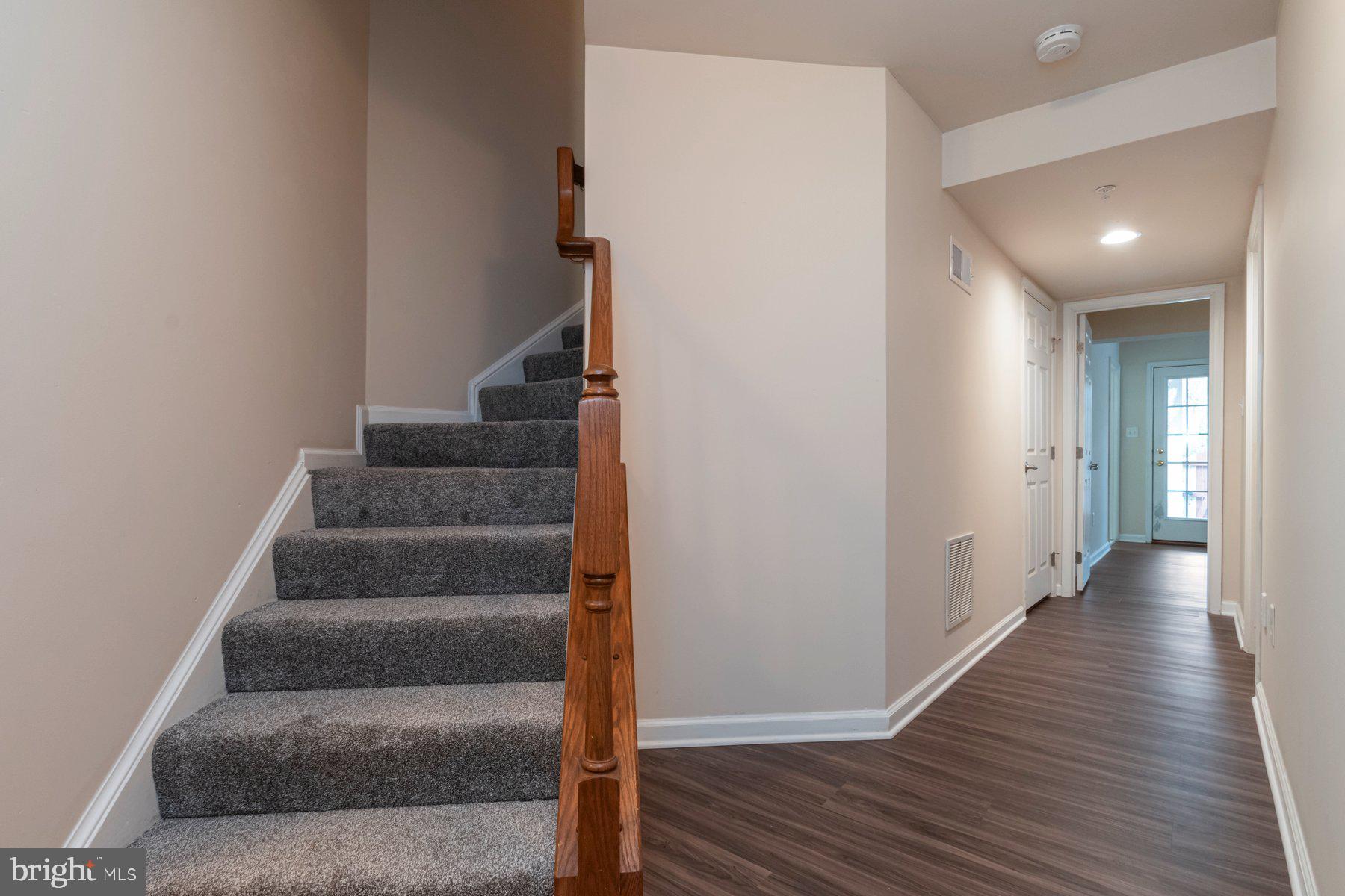 TANYARD SPRINGS - Residential Lease