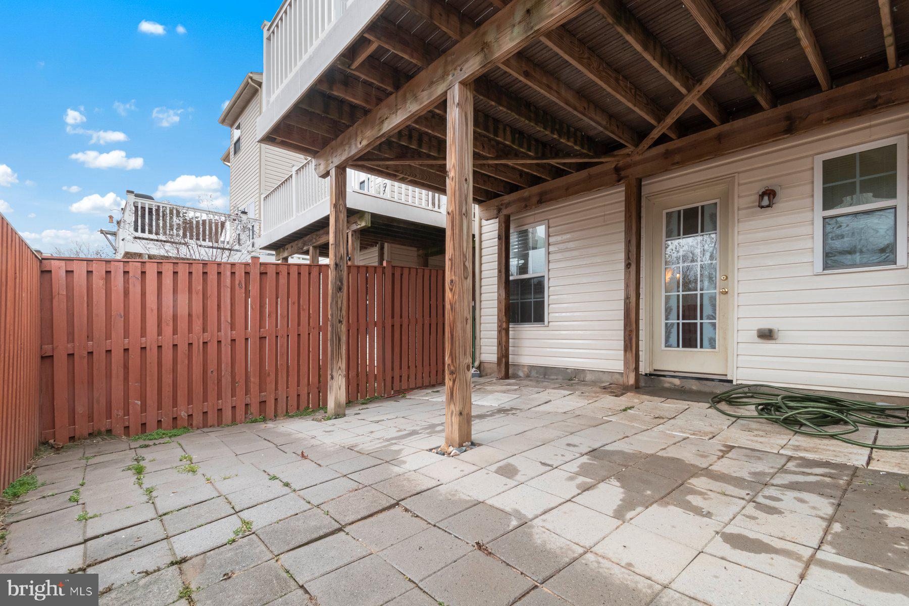 TANYARD SPRINGS - Residential Lease