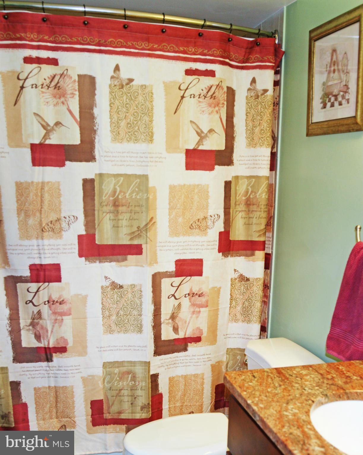 STRATFORD - Residential