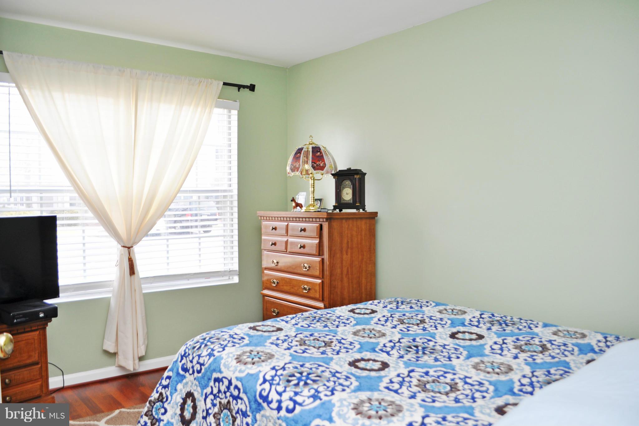 STRATFORD - Residential