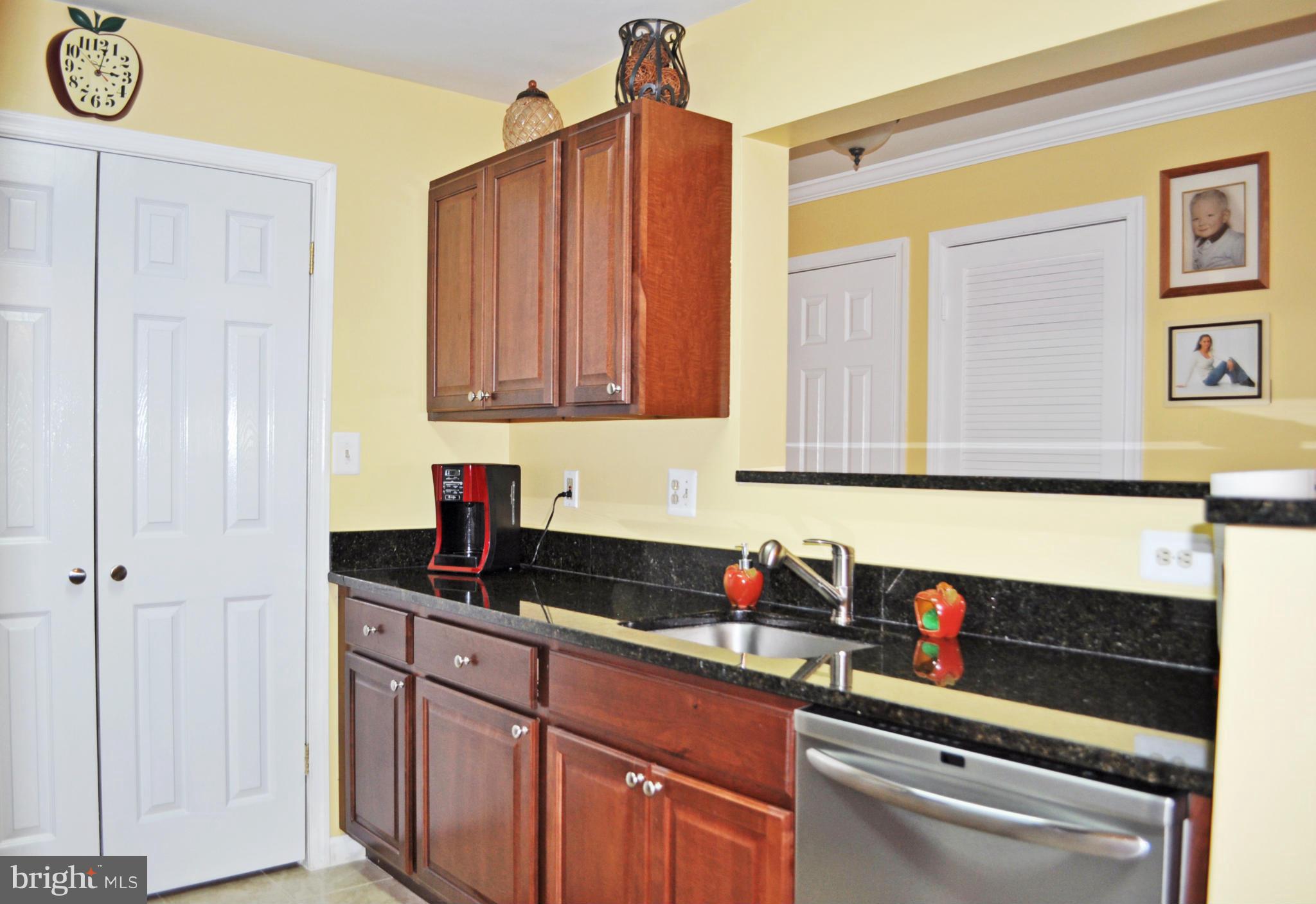 STRATFORD - Residential