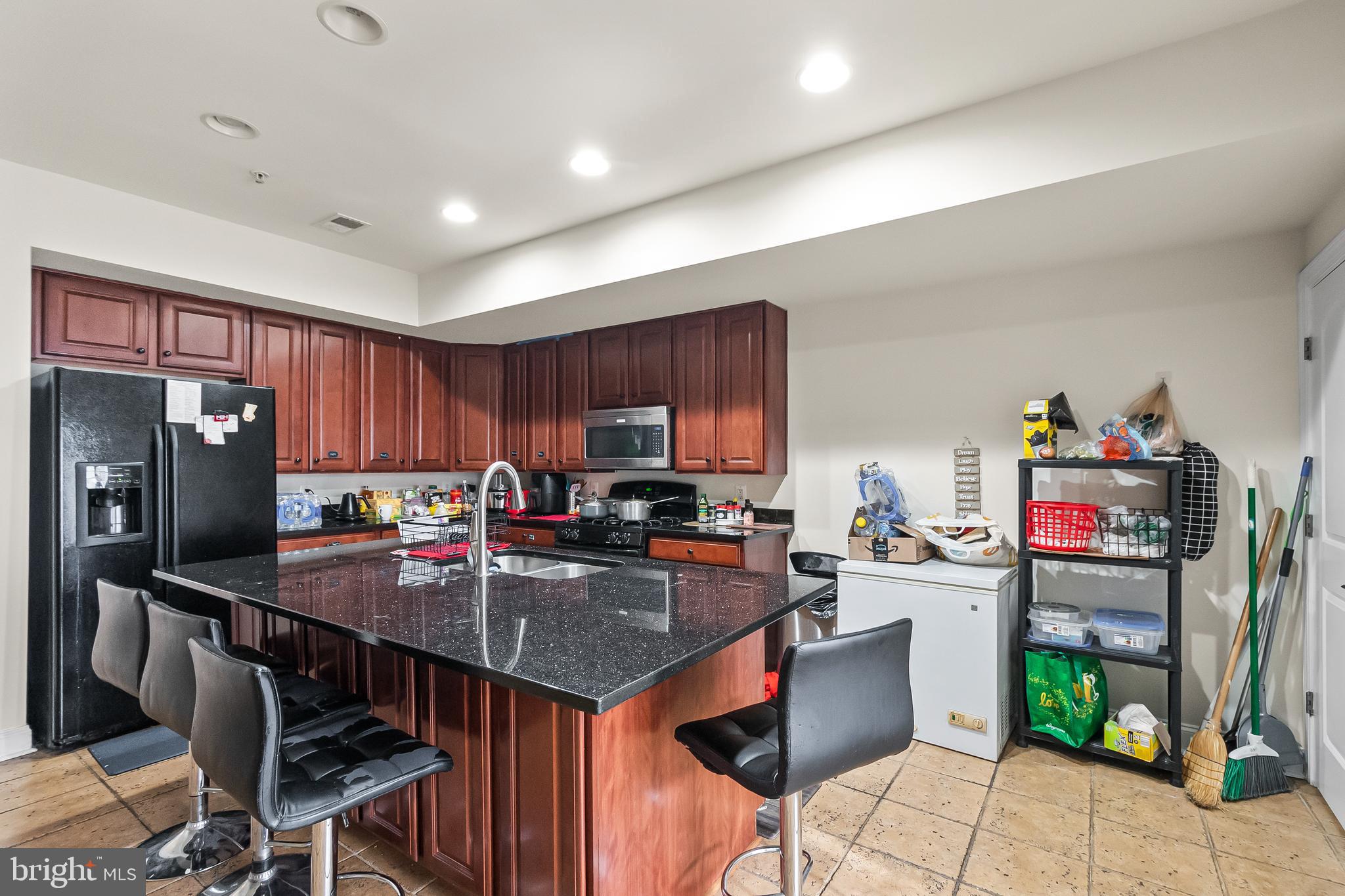 POTOMAC CLUB - Residential