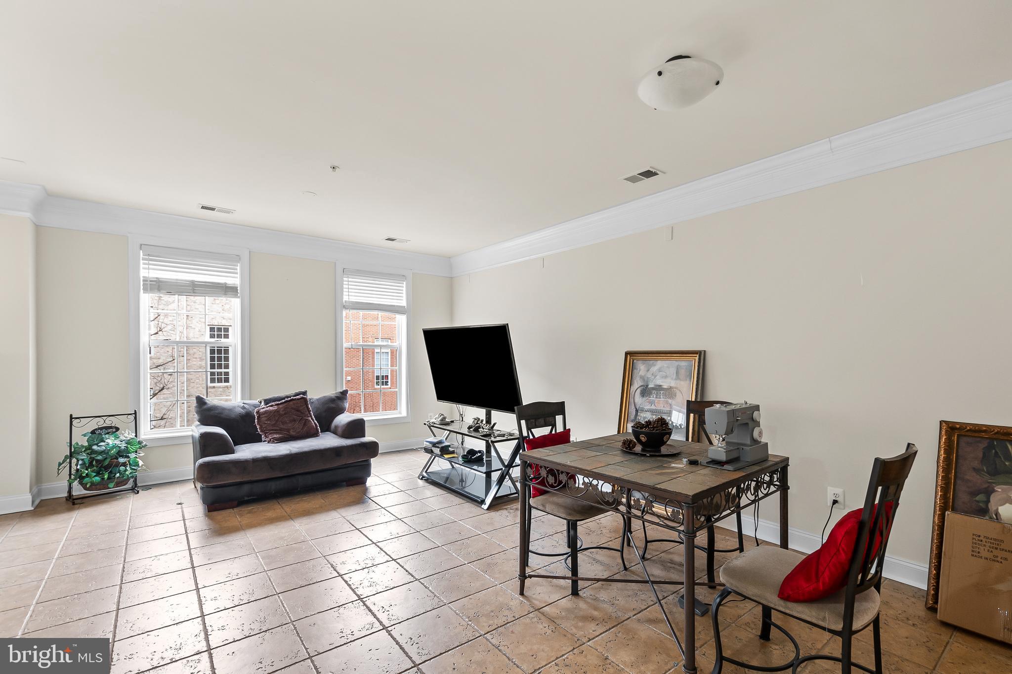 POTOMAC CLUB - Residential