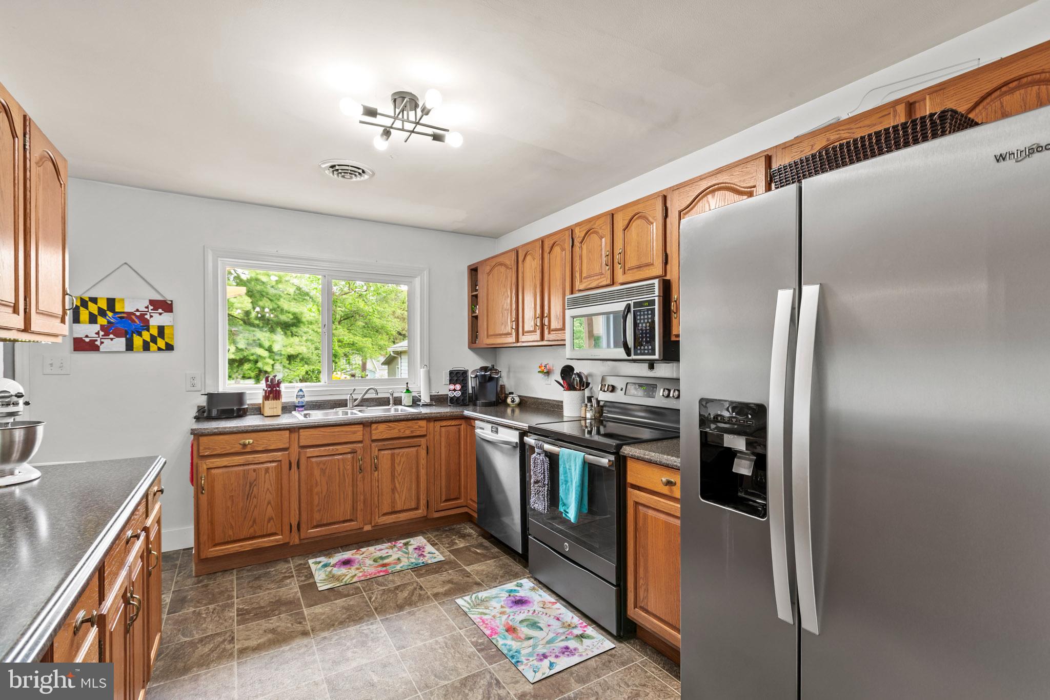 TOWN CREEK - Residential