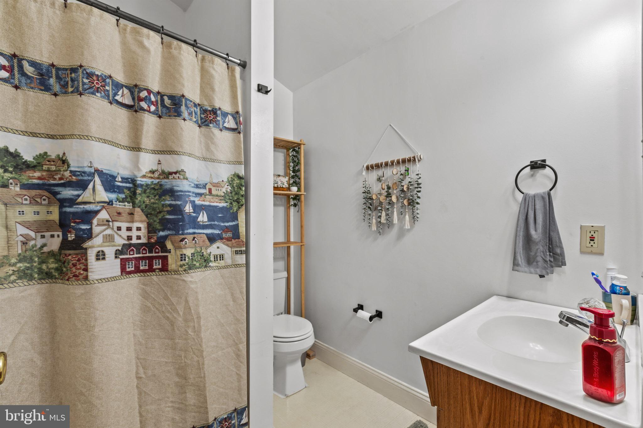 TOWN CREEK - Residential
