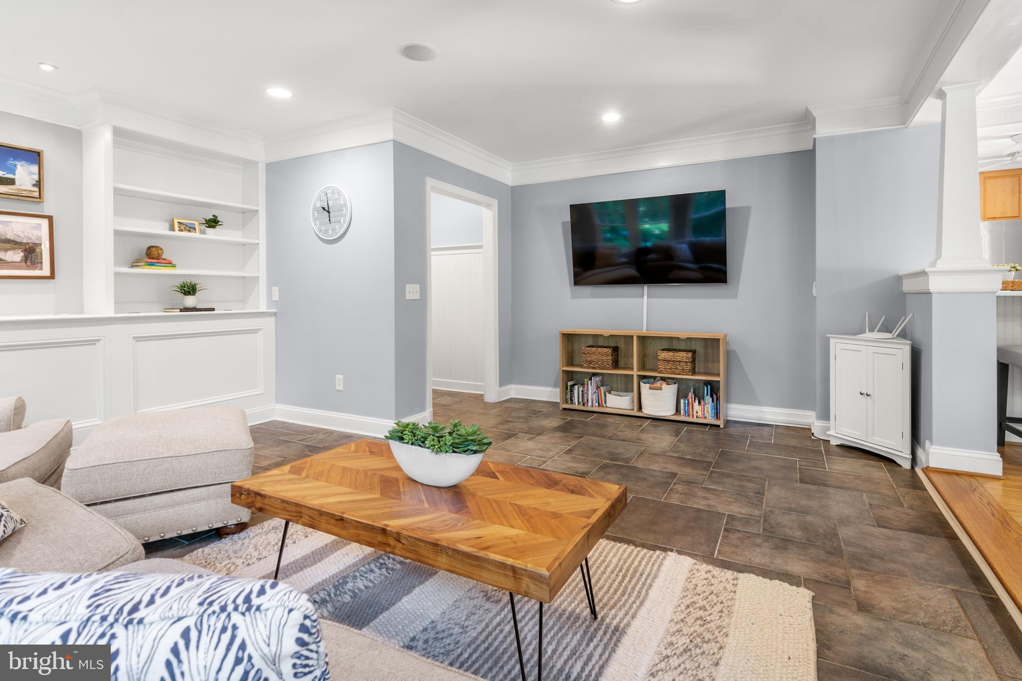 ADMIRAL HEIGHTS - Residential