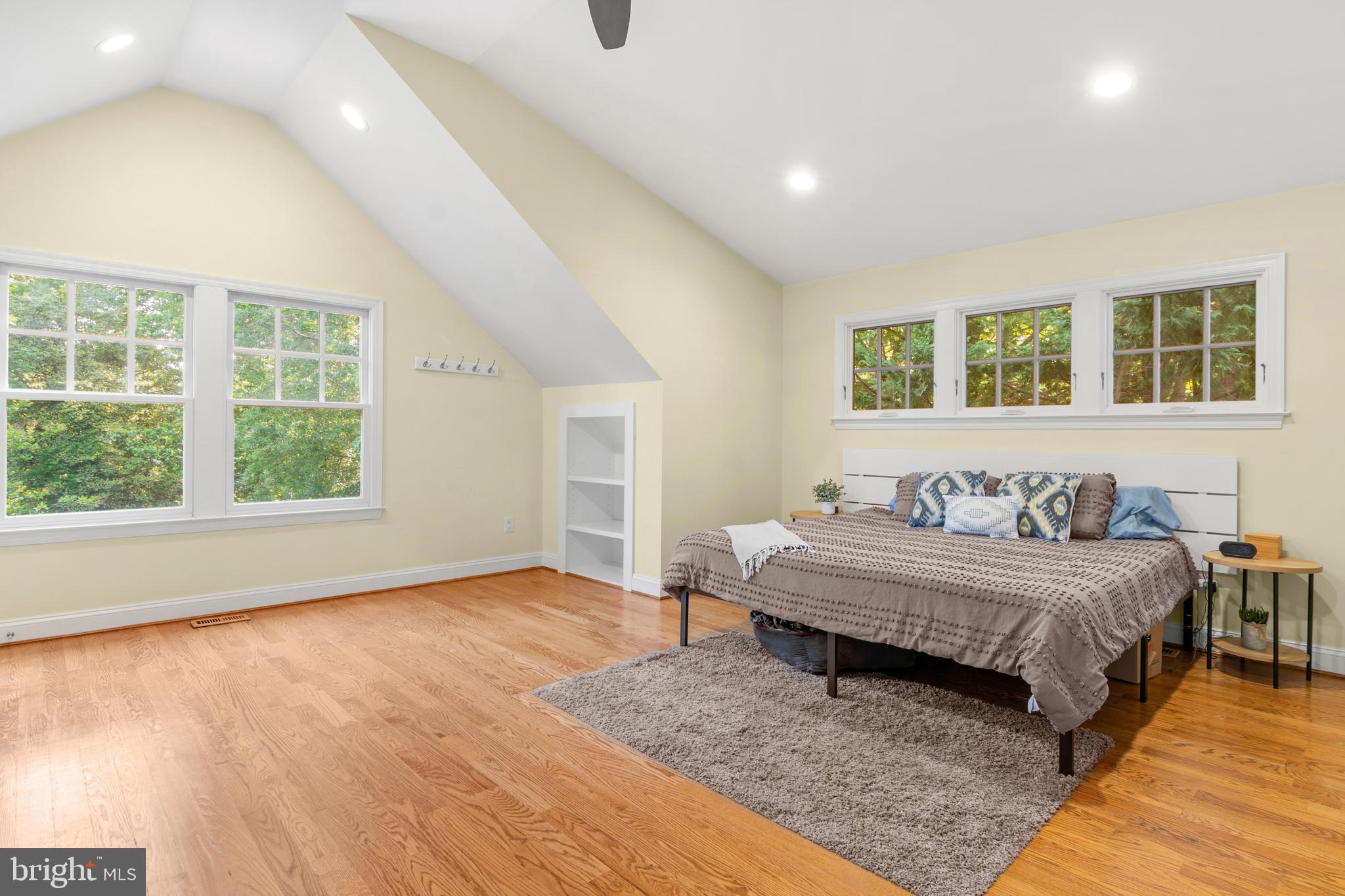 ADMIRAL HEIGHTS - Residential