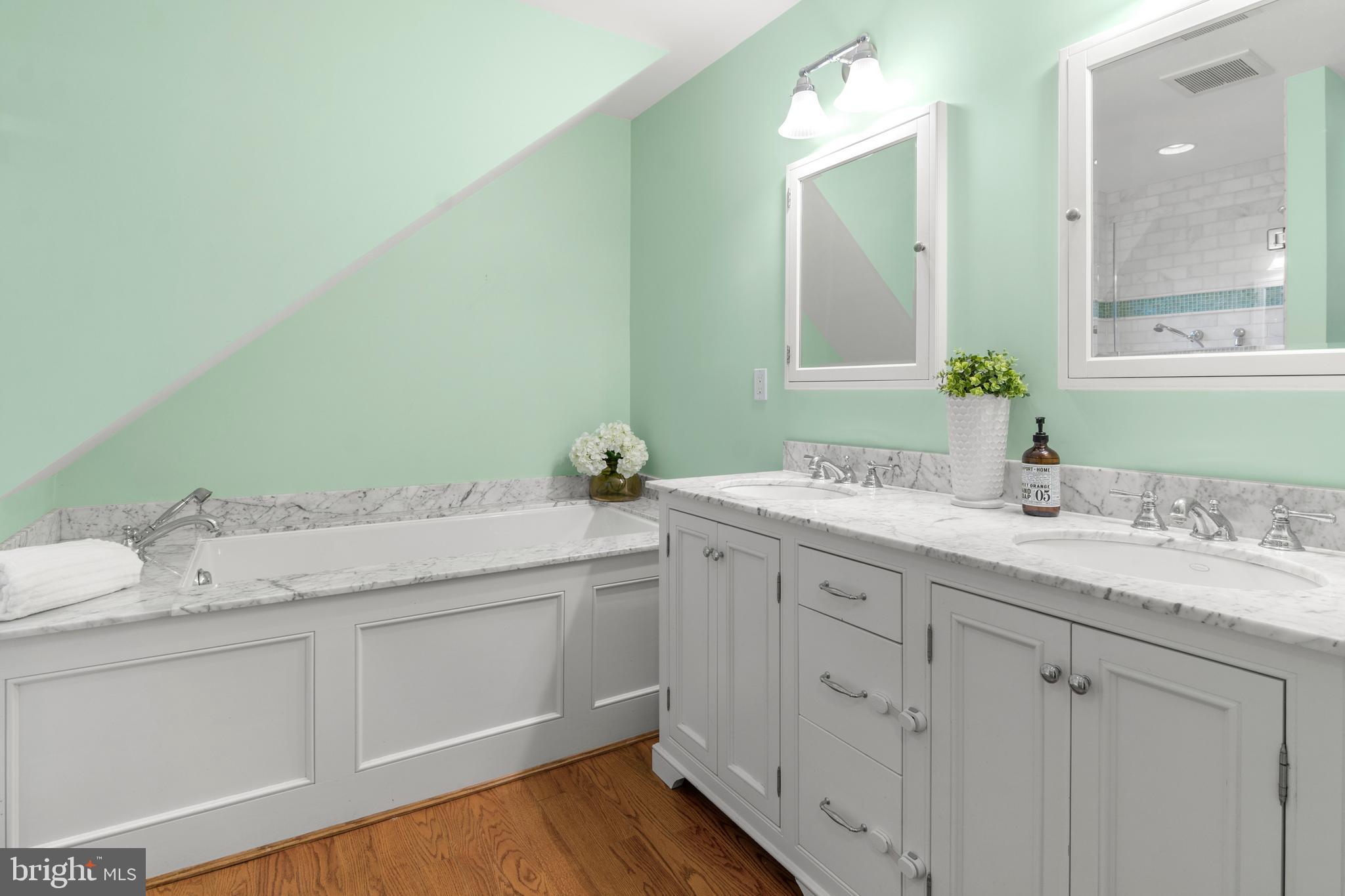 ADMIRAL HEIGHTS - Residential