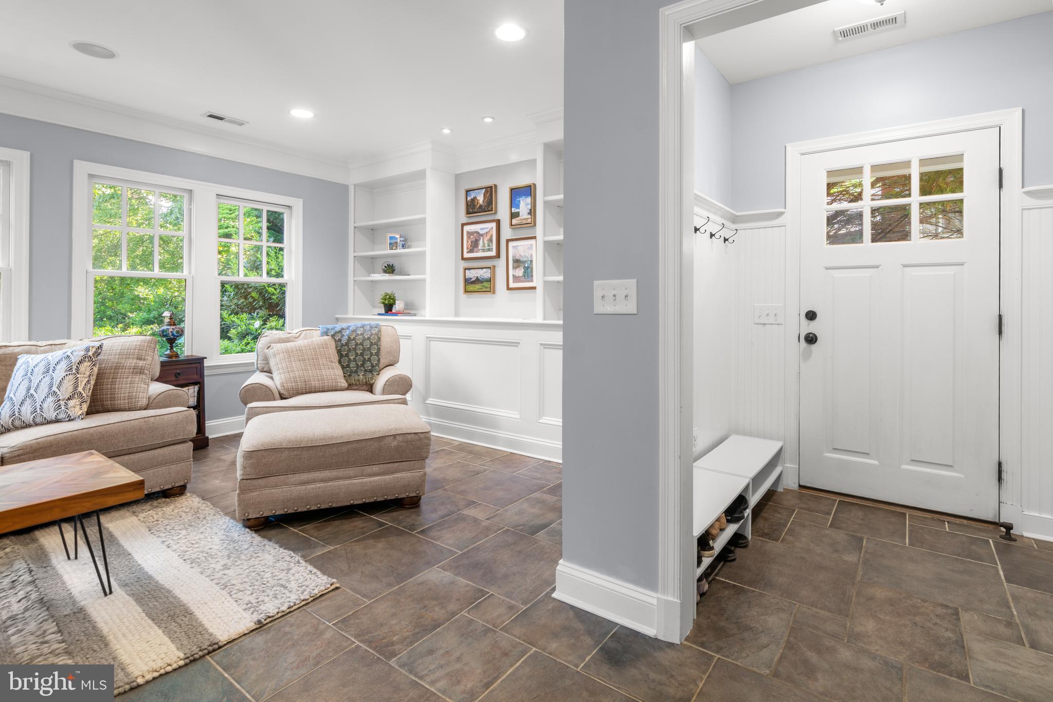 ADMIRAL HEIGHTS - Residential