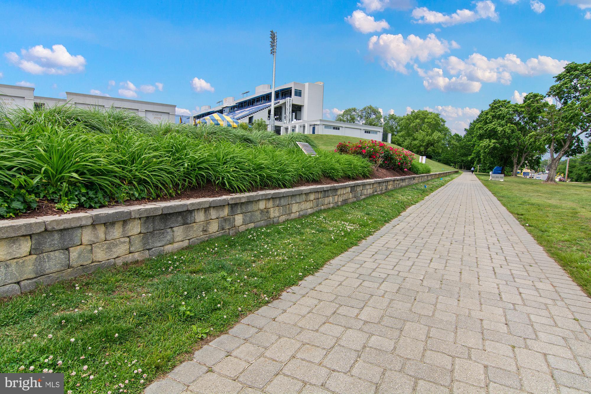 ADMIRAL HEIGHTS - Residential