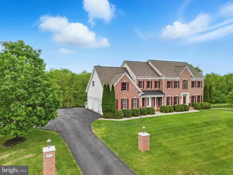 16970 Carmichael Place, Purcellville, VA MLS: VALO2095580