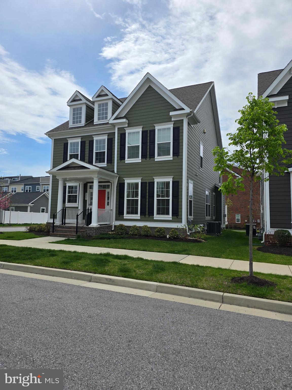 GREENLEIGH AT CROSSROADS - Residential