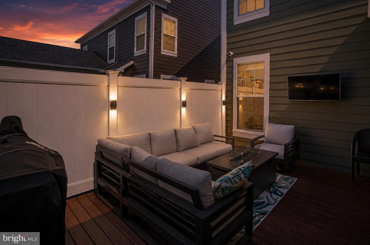 GREENLEIGH AT CROSSROADS - Residential