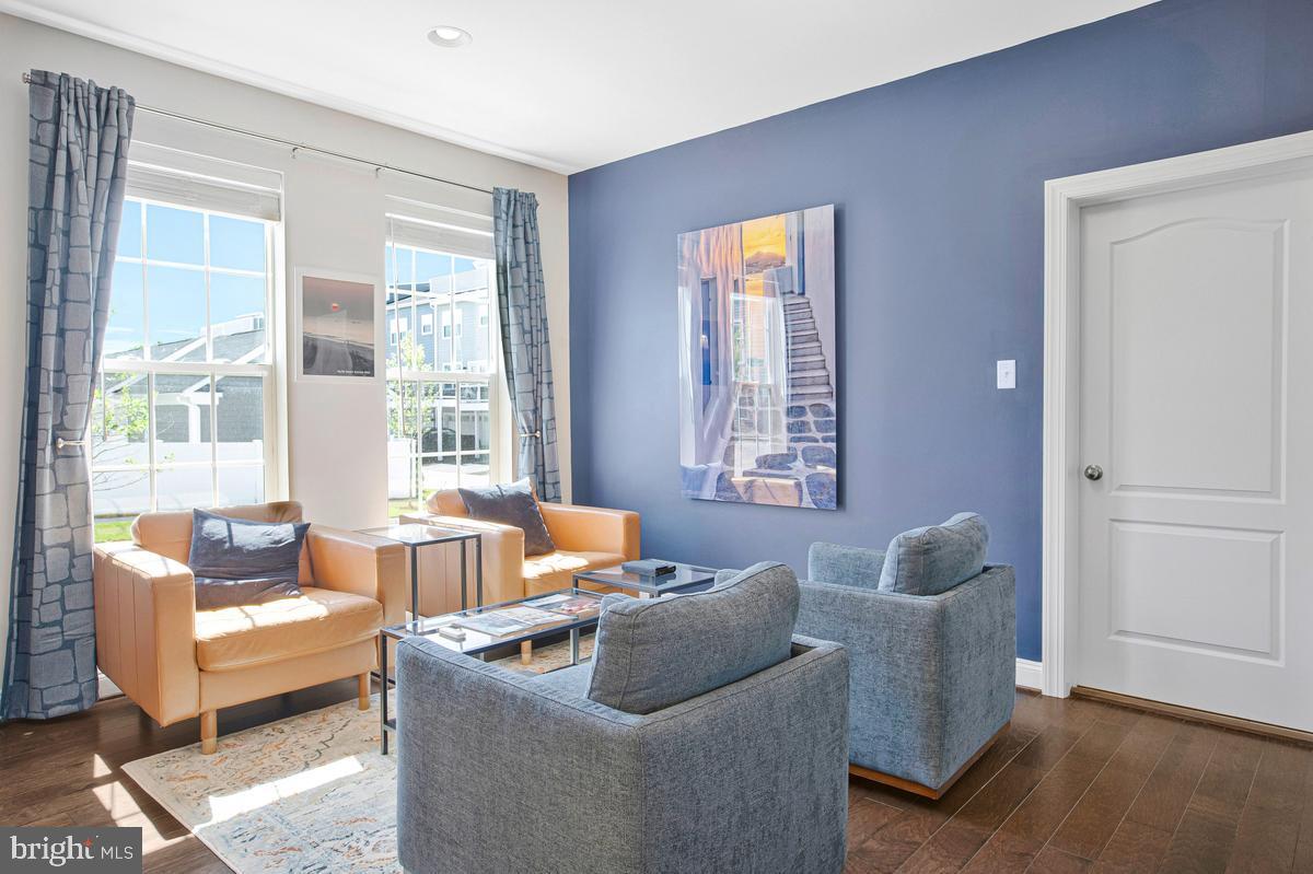 GREENLEIGH AT CROSSROADS - Residential