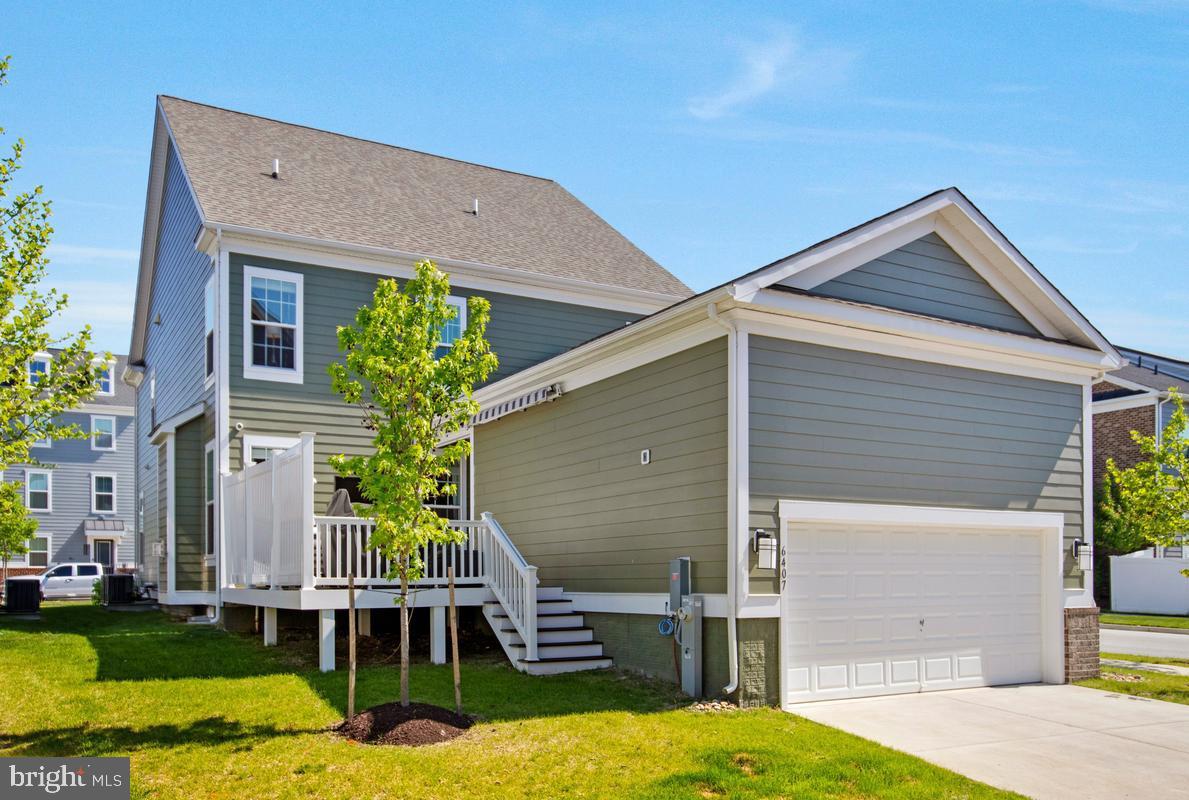 GREENLEIGH AT CROSSROADS - Residential