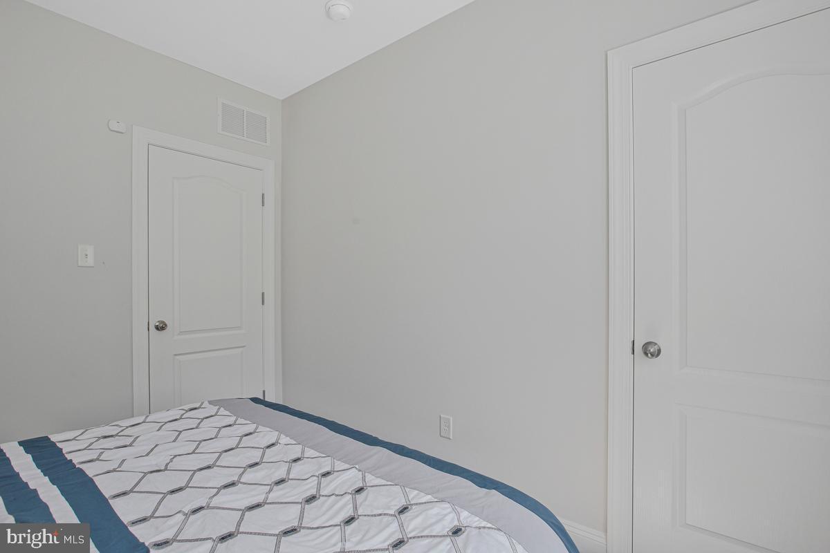 GREENLEIGH AT CROSSROADS - Residential