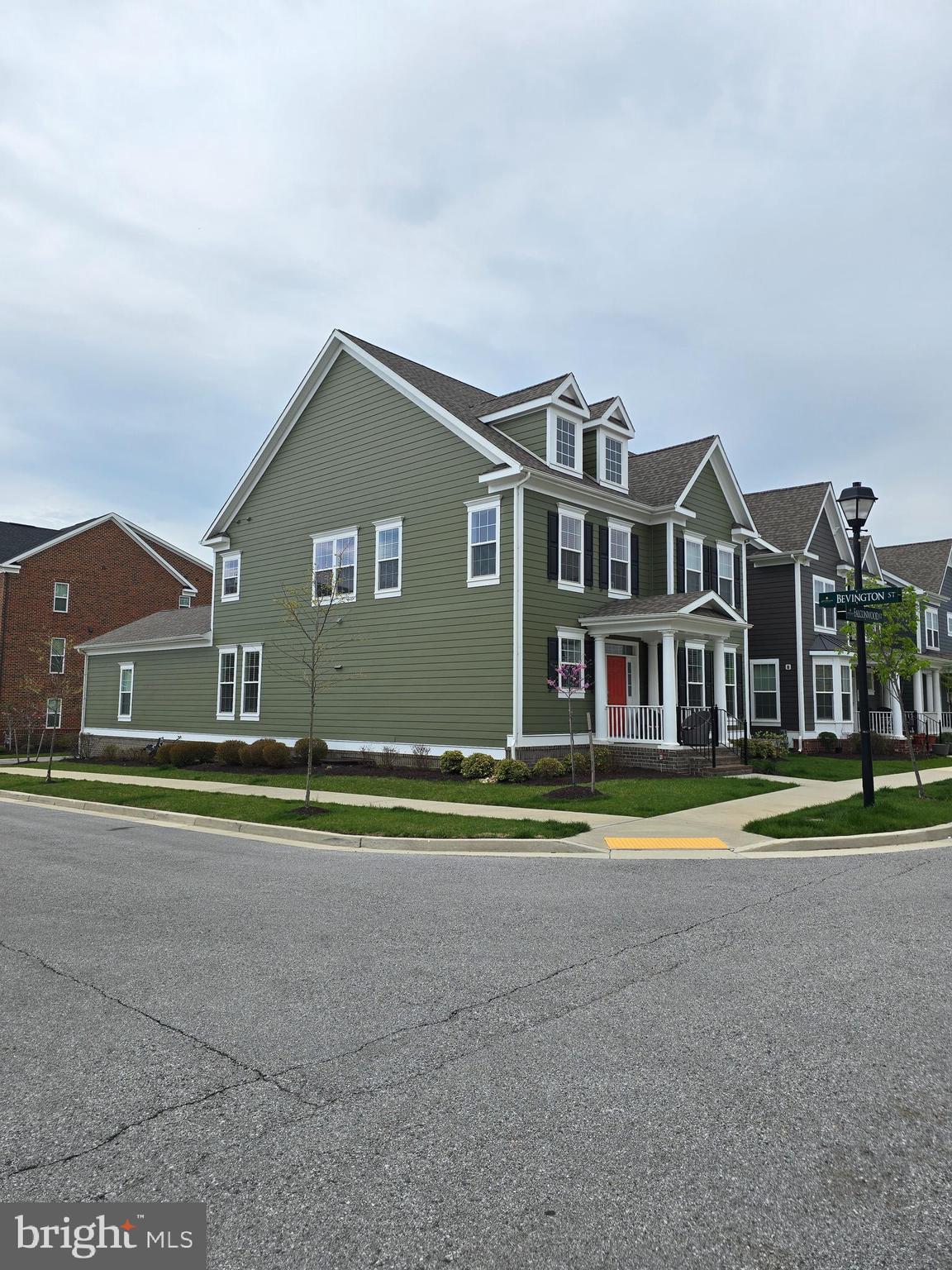 GREENLEIGH AT CROSSROADS - Residential
