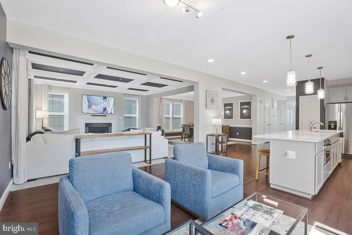 GREENLEIGH AT CROSSROADS - Residential