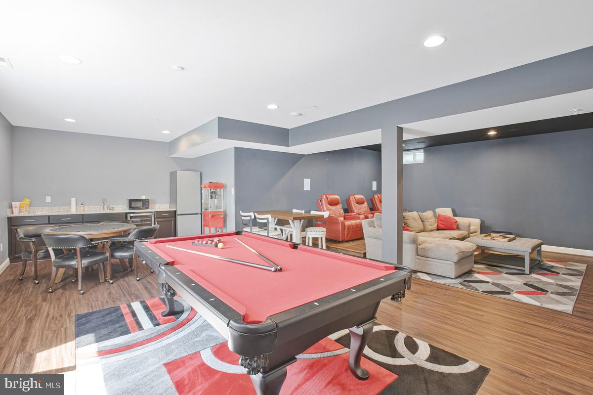 GREENLEIGH AT CROSSROADS - Residential