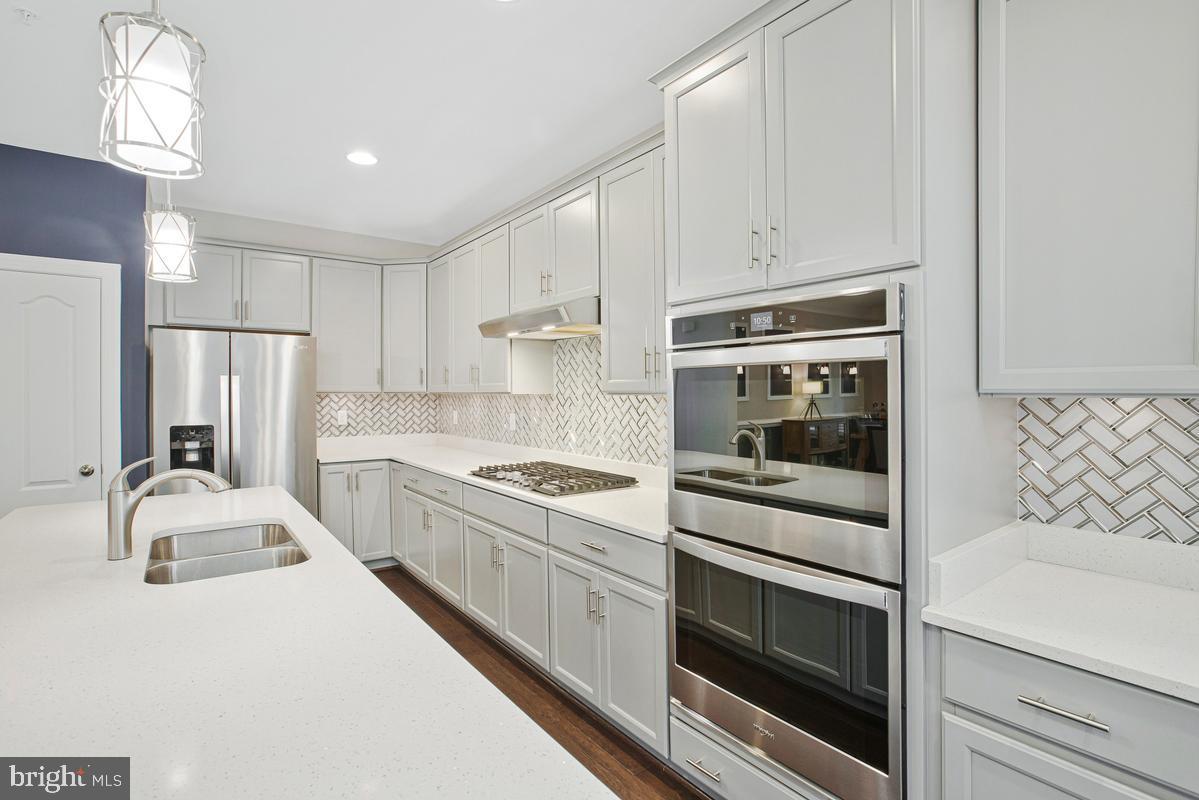 GREENLEIGH AT CROSSROADS - Residential