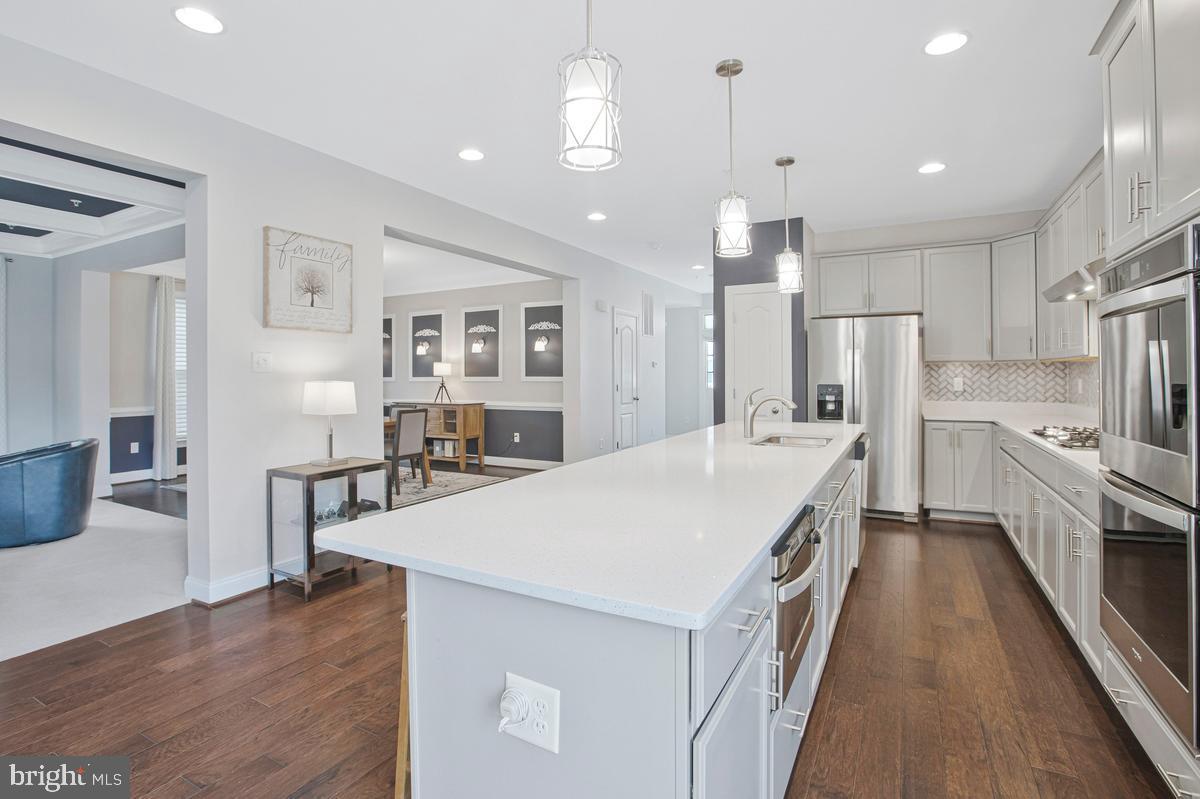 GREENLEIGH AT CROSSROADS - Residential