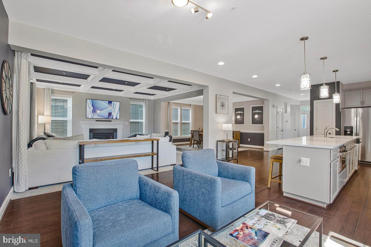GREENLEIGH AT CROSSROADS - Residential