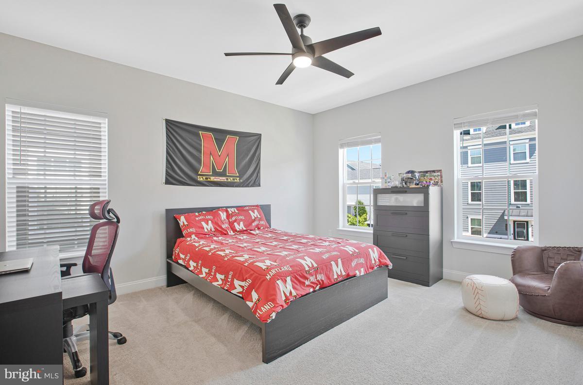 GREENLEIGH AT CROSSROADS - Residential