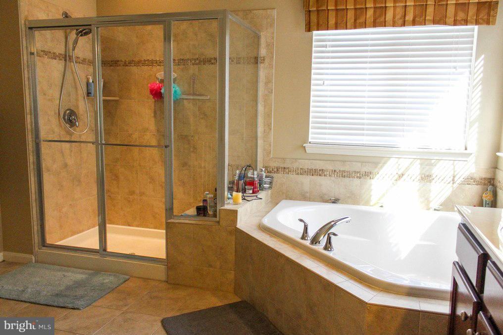 PRIMROSE PARK AT WILDEWOOD - Residential