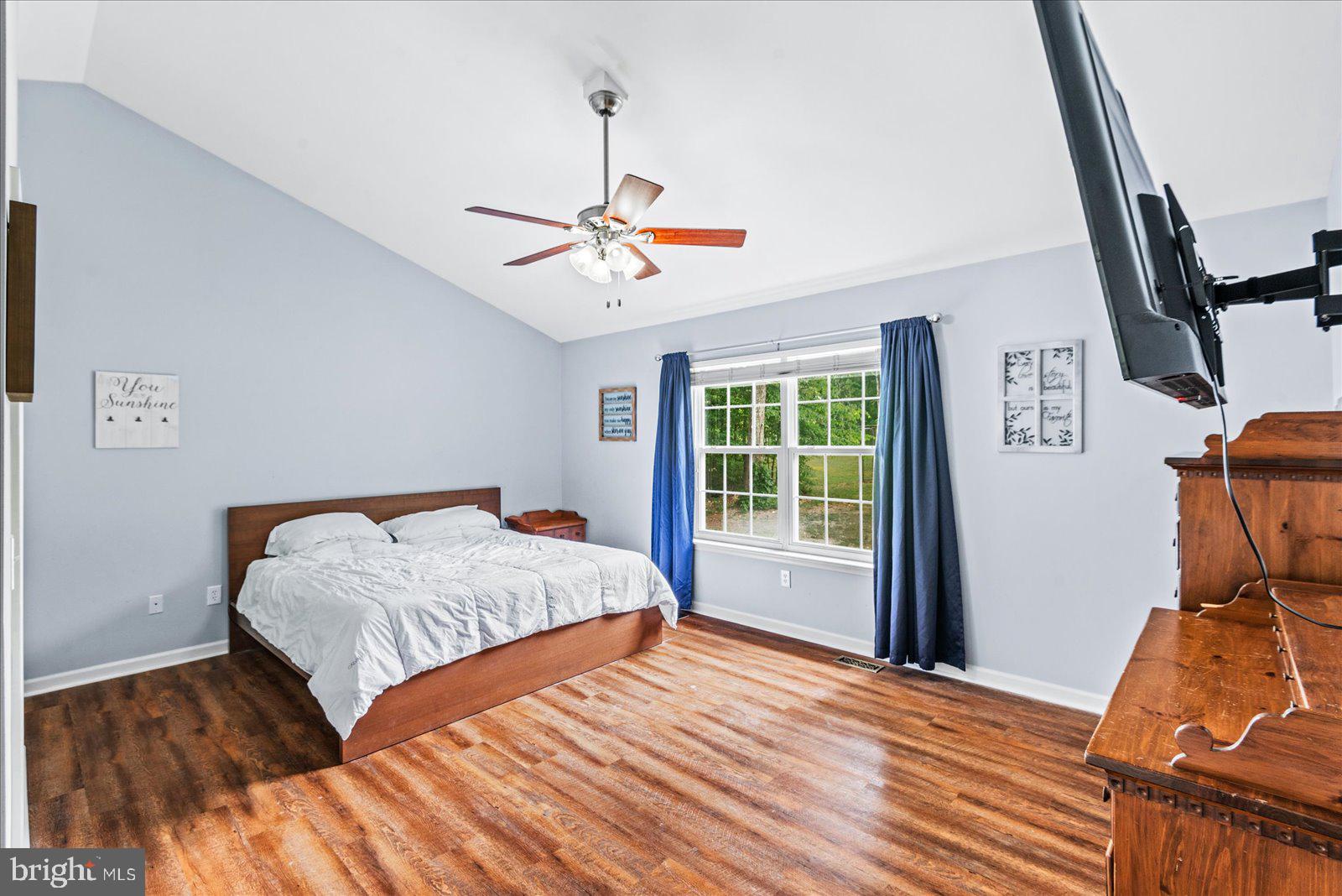 PRESIDENTIAL LAKES - Residential