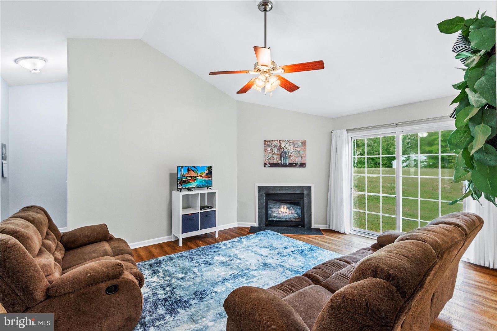 PRESIDENTIAL LAKES - Residential