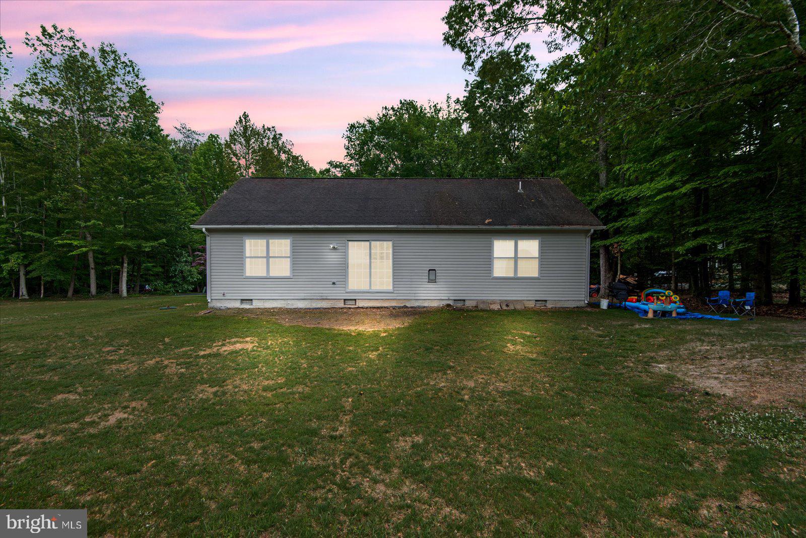 PRESIDENTIAL LAKES - Residential