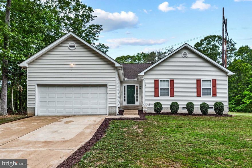 Welcome to one-level living in amenity-rich Presidential Lakes.  Enjoy all the benefits of Presidential Lakes without the traffic or hills.  Large lot with so many options for fun!  Open and welcoming, this home is ready for its new owners.  Brand new HVAC in 2023, vinyl plank flooring throughout, large garage, separate laundry, primary bedroom with en suite and 2 more bedrooms and full bath.  The kitchen is open and room for a large dining table.   Sliding glass doors open from the living room to the backyard with new steps being built.  Presidential Lakes offers a large pool with lifeguards and a fenced kiddie pool, pavilion area, playground, tennis courts, lake with beach and pavilion.  Close to Fredericksburg and not far from the Nice Bridge to MD and all points north.