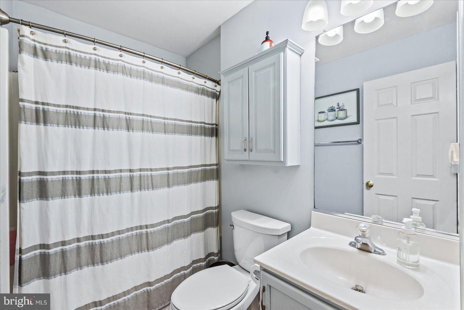 PRESIDENTIAL LAKES - Residential