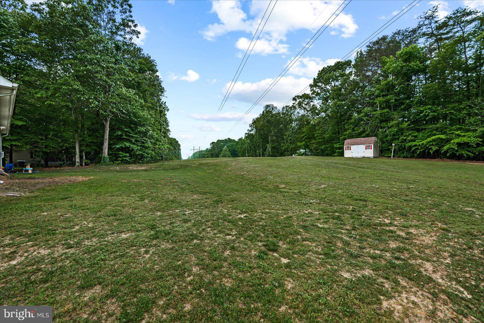 PRESIDENTIAL LAKES - Residential