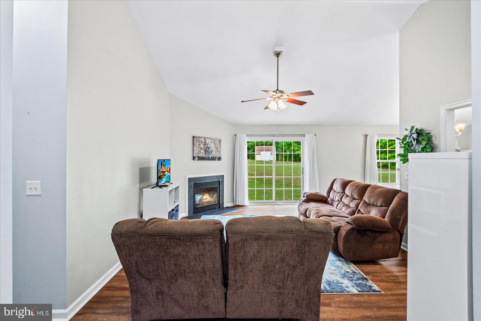 PRESIDENTIAL LAKES - Residential